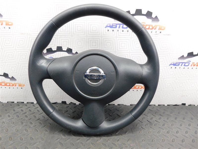 Руль Nissan Juke YF15-068657 HR15-DE 2012