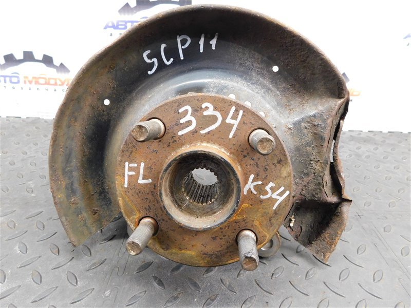 Ступица Toyota Platz SCP11-0080380 1SZ-FE 2005 передняя левая