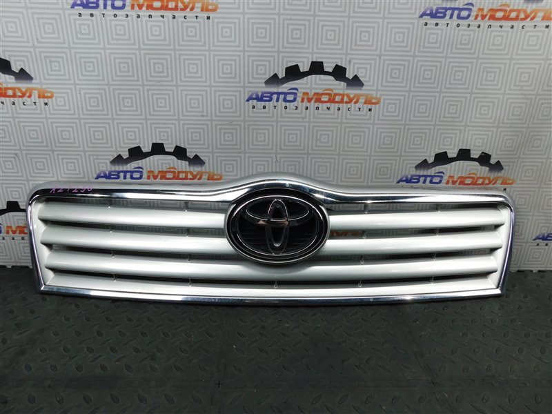 Решетка радиатора TOYOTA AVENSIS AZT250-0003009 1AZ-FSE 2004 (б/у)