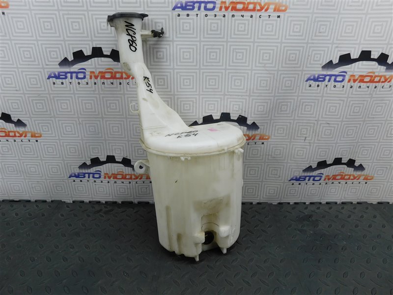 Бачок омывателя TOYOTA IST NCP60-0141247 2NZ-FE 2004 (б/у)