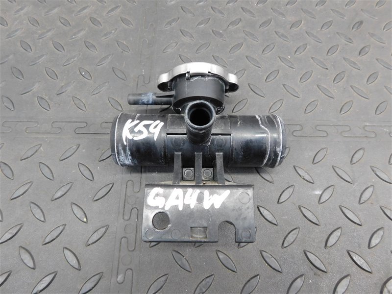 Горловина радиатора MITSUBISHI RVR GA4W-0105368 4J10 2012 (б/у)