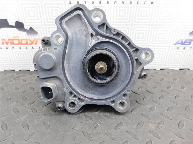 Помпа TOYOTA AQUA NHP10 1NZ-FXE (б/у)