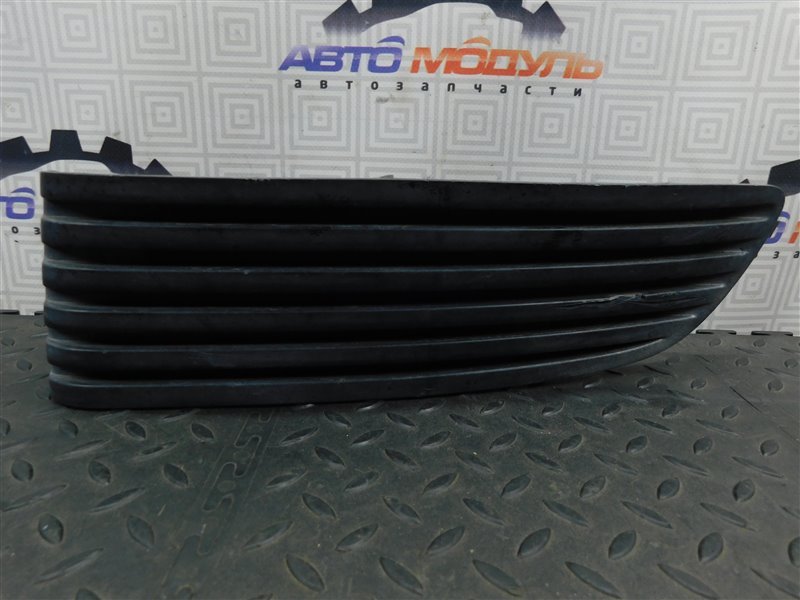 Заглушка бампера NISSAN SUNNY FB15-372424 QG15-DE 2002 передняя левая (б/у)