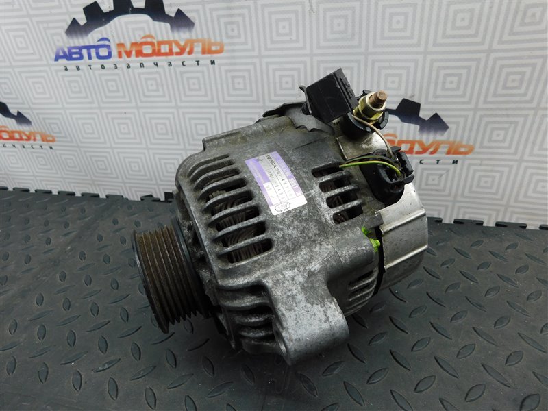 Генератор TOYOTA MARK II JZX100 1JZ-GE (б/у)