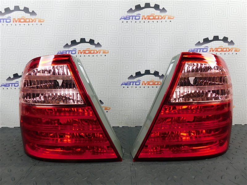 Стоп TOYOTA COROLLA NZE121 2004 задний правый