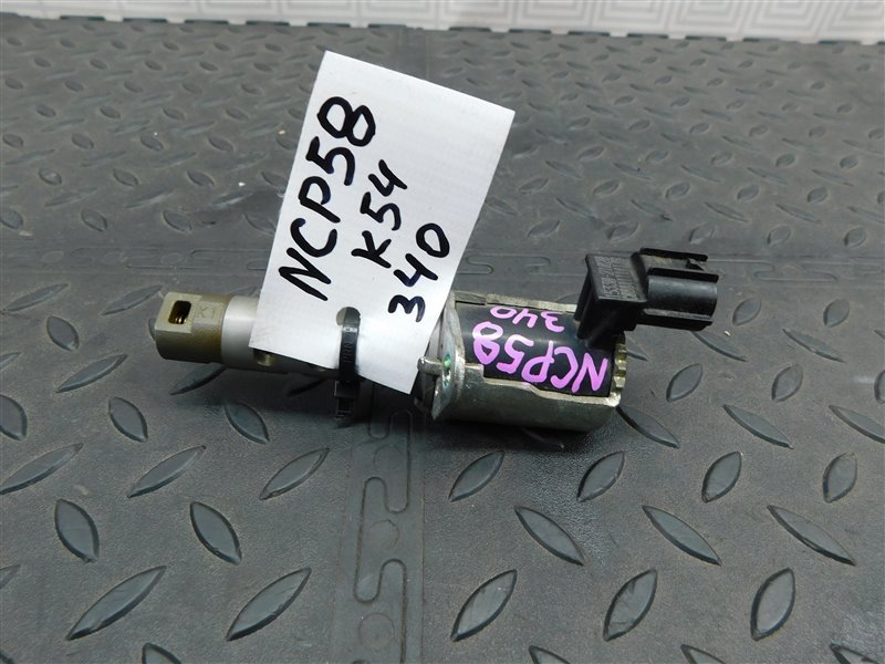 Клапан VVT-i TOYOTA PROBOX NCP58-0063949 1NZ-FE 2008 (б/у)