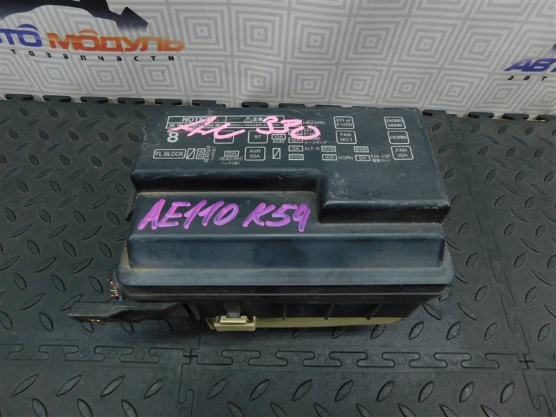 Блок предохранителей TOYOTA COROLLA AE110-5225905 5A-FE 1998 (б/у)