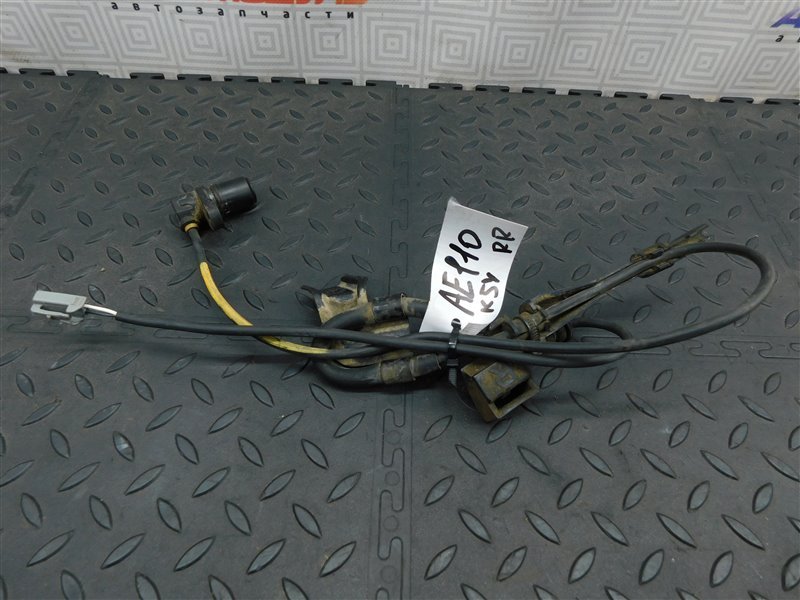Датчик abs TOYOTA COROLLA AE110-5225905 5A-FE 1998 задний правый (б/у)