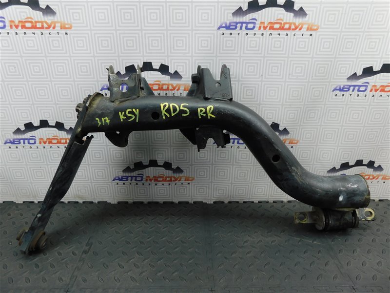 Рычаг HONDA CR-V RD5-1002079 K20A 2001 задний правый (б/у)