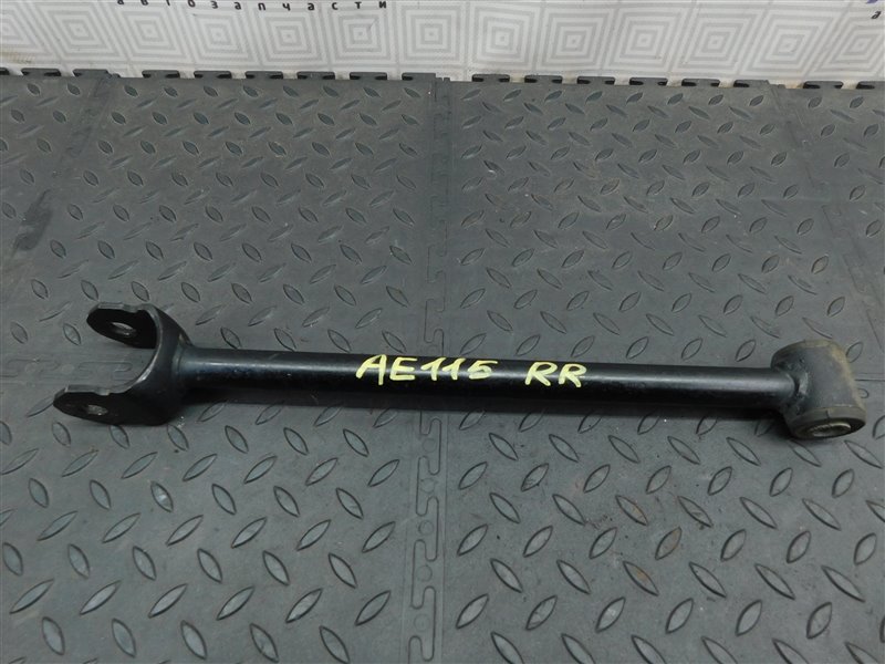 Рычаг TOYOTA SPRINTER CARIB AE115 задний правый (б/у)
