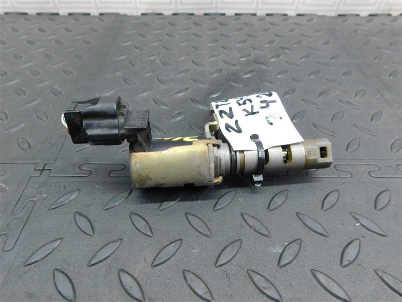 Клапан VVT-i TOYOTA PREMIO ZZT240-0075709 1ZZ-FE 2004 (б/у)