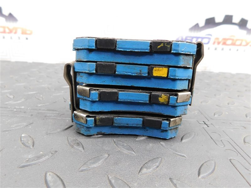 Колодки тормозные HONDA STEPWGN RF1-1258576 B20B 1998 задние (б/у)