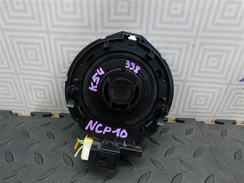 Шлейф-лента air bag TOYOTA VITZ NCP10-0157699 2NZ-FE 2002 (б/у)