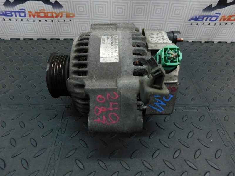 Генератор HONDA STREAM RN1 D17A (б/у)