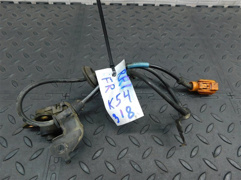 Датчик abs HONDA STEPWGN RF1-1258576 B20B 1998 передний правый (б/у)
