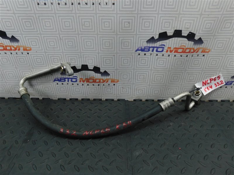 Трубки кондиционера TOYOTA IST NCP65-0020494 1NZ-FE 2003 (б/у)