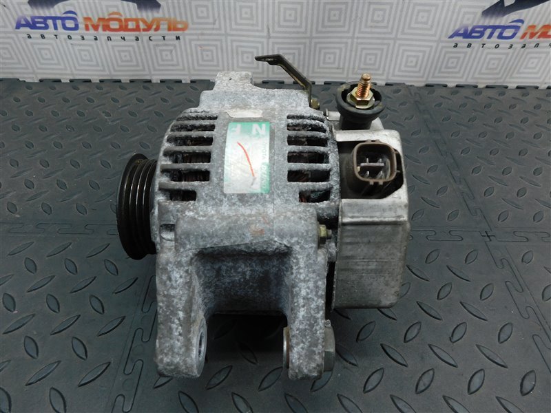 Генератор TOYOTA IST NCP60-0141247 2NZ-FE 2004 (б/у)