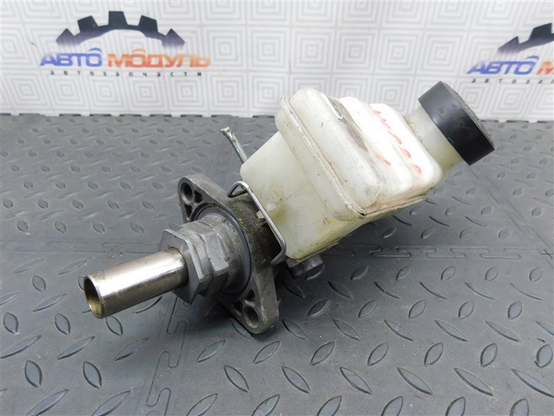 Главный тормозной цилиндр TOYOTA FUNCARGO NCP20 (б/у)