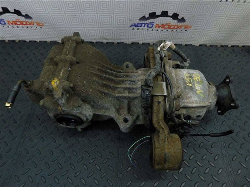Редуктор NISSAN X-TRAIL NT30-046544 QR20-DE 2002 задний (б/у)