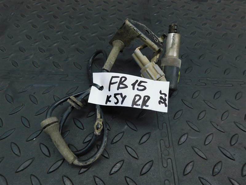 Датчик abs NISSAN SUNNY FB15-372424 QG15-DE 2002 задний правый (б/у)