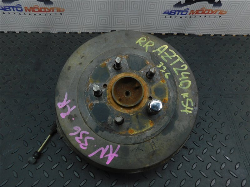 Ступица TOYOTA ALLION AZT240-0002752 1AZ-FSE 2002 задняя правая (б/у)
