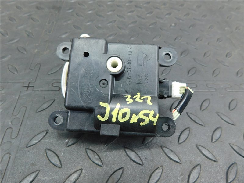 Сервопривод заслонок печки NISSAN DUALIS J10-052542 MR20-DE 2007 (б/у)