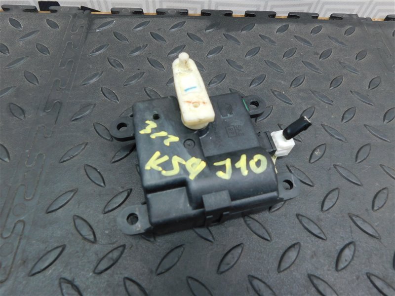 Сервопривод заслонок печки NISSAN DUALIS J10-052542 MR20-DE 2007 (б/у)