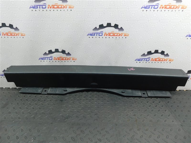 Накладка замка багажника HONDA CR-V RD5-1002079 K20A 2001 задняя (б/у)