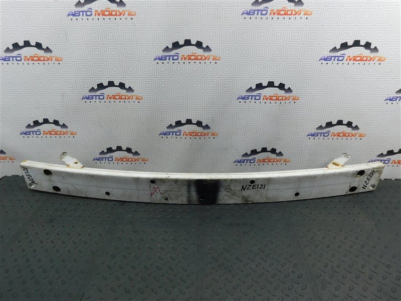 Усилитель бампера TOYOTA COROLLA SPACIO NZE121 2002 передний (б/у)