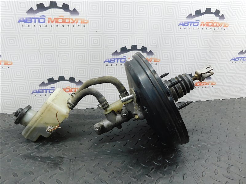 Главный тормозной цилиндр TOYOTA IST NCP60-0141247 2NZ-FE 2004 (б/у)