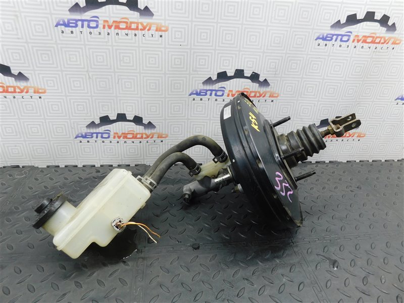 Главный тормозной цилиндр TOYOTA IST NCP65-0020494 1NZ-FE 2003 (б/у)