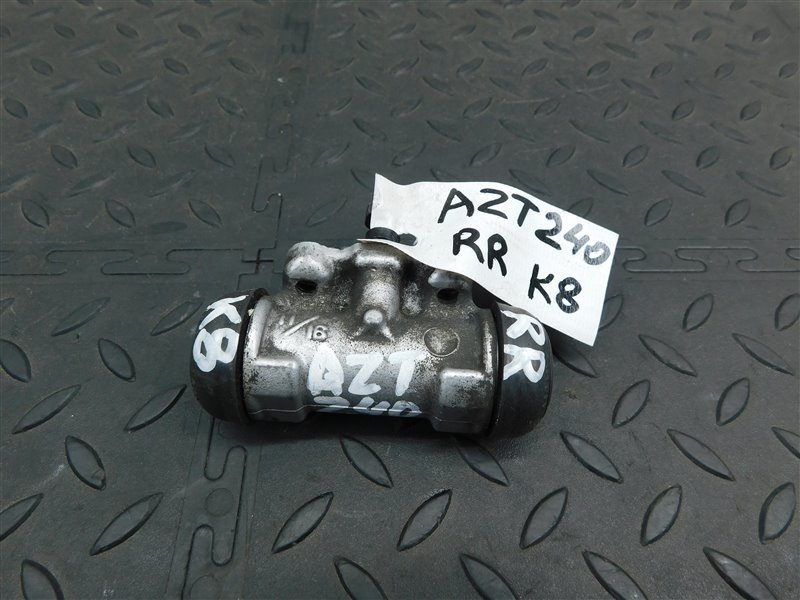Цилиндр тормозной TOYOTA PREMIO AZT240-0013364 1AZ-FSE 2002 задний правый (б/у)