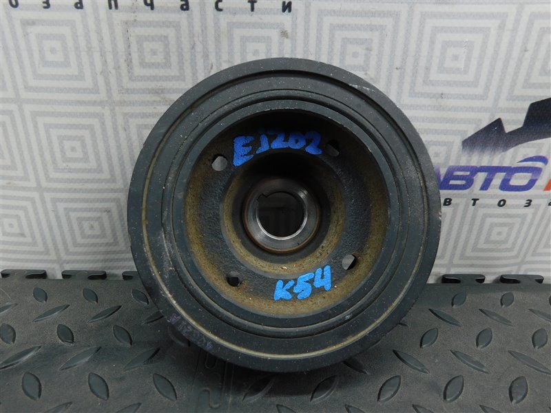 Шкив коленвала SUBARU FORESTER SG5-074532 EJ202 2004 (б/у)