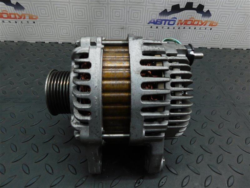 Генератор NISSAN JUKE YF15-068657 HR15-DE 2012 (б/у)