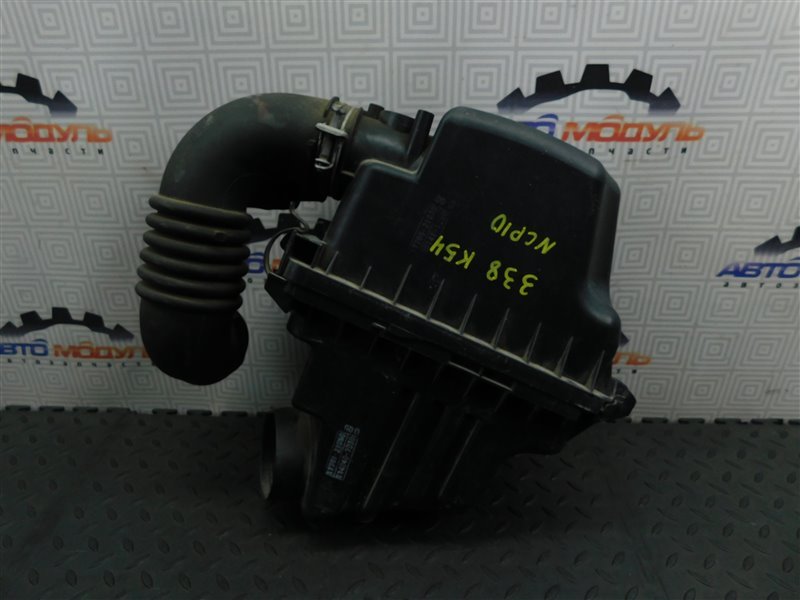 Корпус воздушного фильтра TOYOTA VITZ NCP10-0157699 2NZ-FE 2002 (б/у)
