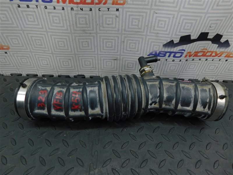 Патрубок воздушн.фильтра NISSAN JUKE YF15-068657 HR15-DE 2012 (б/у)