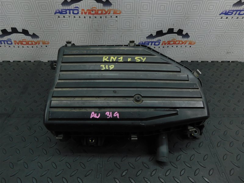 Корпус воздушного фильтра HONDA STREAM RN1-2001811 D17A 2004 (б/у)