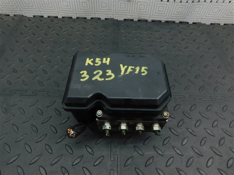 Блок ABS NISSAN JUKE YF15-068657 HR15-DE 2012 (б/у)