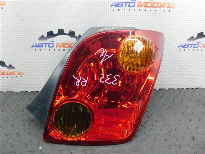 Стоп TOYOTA IST NCP65-0020494 1NZ-FE 2003 задний правый (б/у)