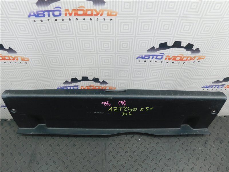 Накладка замка багажника TOYOTA ALLION AZT240-0002752 1AZ-FSE 2002 задняя (б/у)