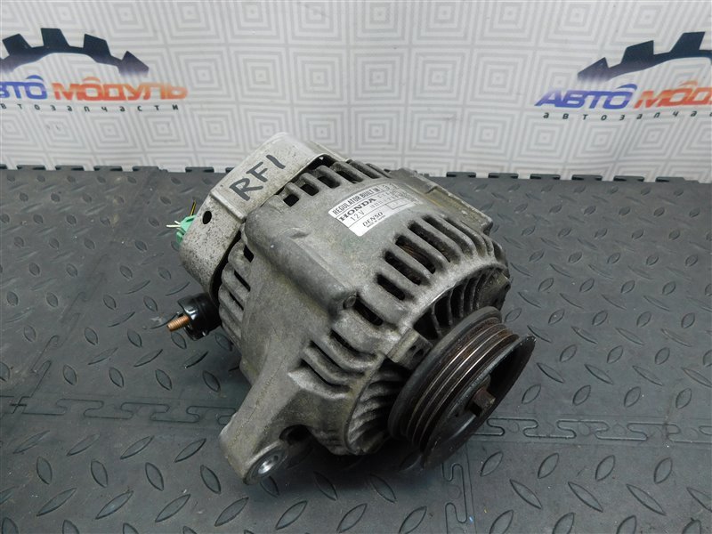 Генератор HONDA STEPWGN RF1 B20B (б/у)