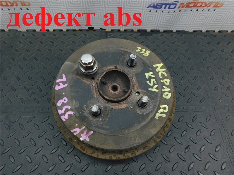 Ступица TOYOTA VITZ NCP10-0157699 2NZ-FE 2002 задняя левая (б/у)