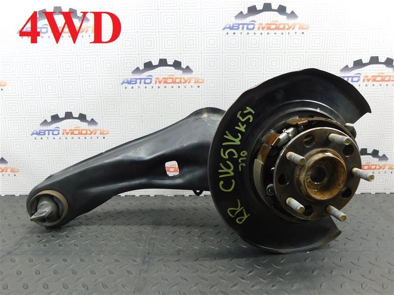 Ступица MITSUBISHI OUTLANDER CW5W-0027661 4B12 2006 задняя правая (б/у)