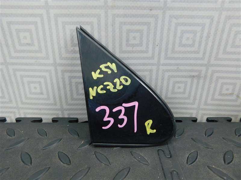 Уголок крыла TOYOTA RAUM NCZ20-0141283 1NZ-FE 2010 передний правый (б/у)
