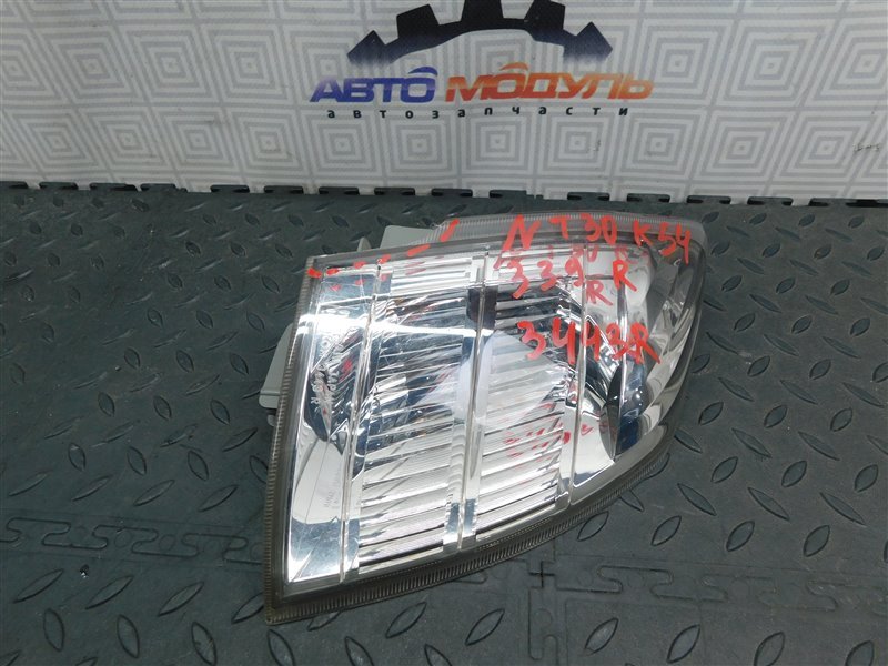 Габарит NISSAN X-TRAIL NT30-046544 QR20-DE 2002 правый (б/у)