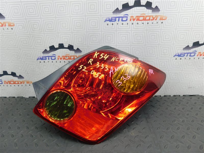 Стоп TOYOTA IST NCP60-0141247 2NZ-FE 2004 задний правый (б/у)