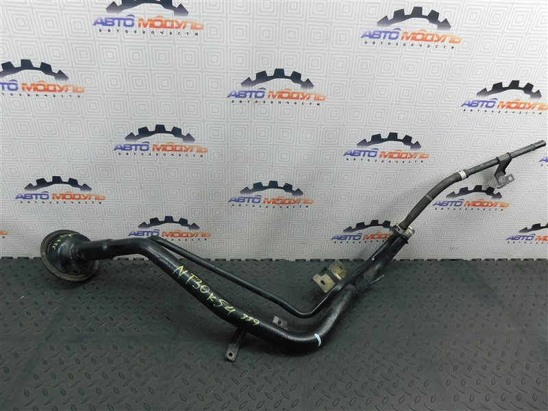 Горловина топливного бака NISSAN X-TRAIL NT30-046544 QR20-DE 2002 (б/у)
