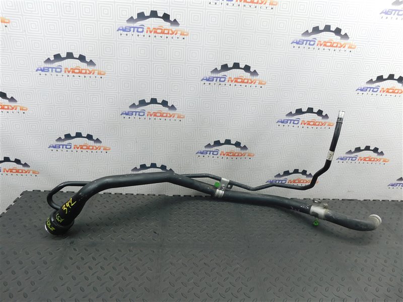 Горловина топливного бака TOYOTA PREMIO ZZT240-0075709 1ZZ-FE 2004 (б/у)