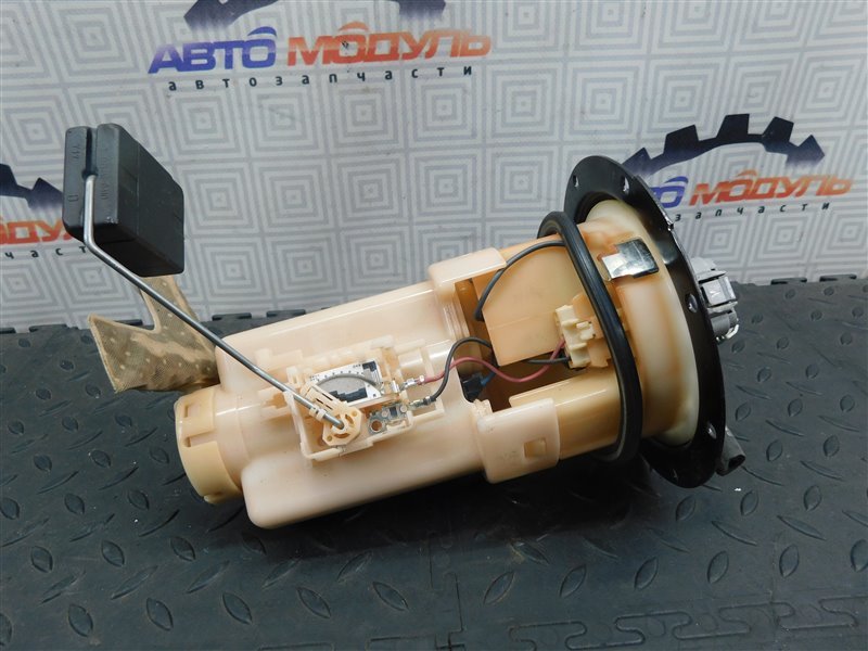 Топливный насос TOYOTA RAUM NCZ20-0141283 1NZ-FE 2010 (б/у)