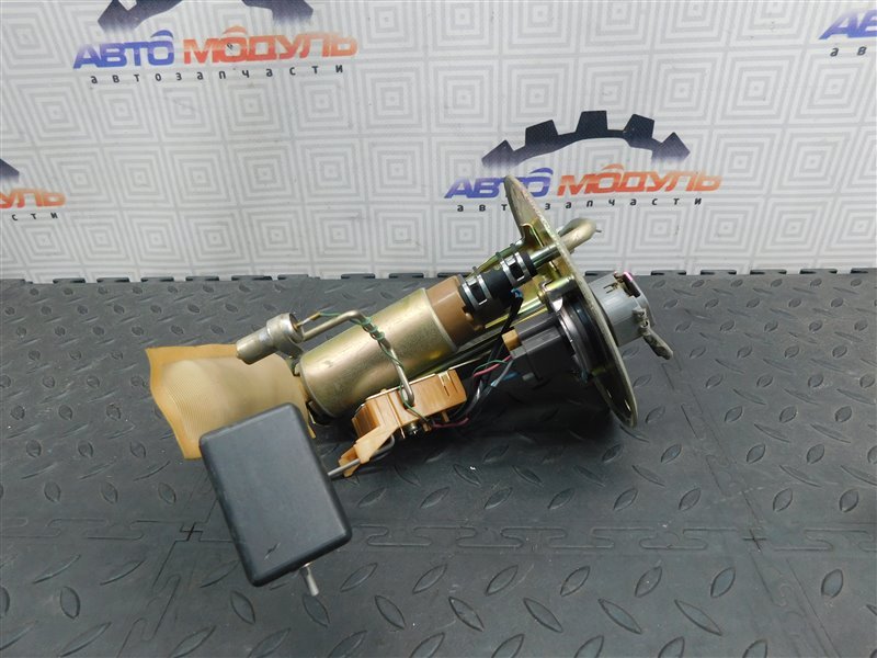 Топливный насос TOYOTA COROLLA AE110-5225905 5A-FE 1998 (б/у)